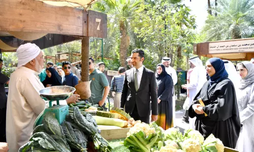 ഫാ​ർ​മേ​ഴ്‌​സ് മാ​ർ​ക്ക​റ്റ് റ​മ​ദാ​നി​ലും തു​ട​രും; മാ​ർ​ച്ച് 14 വ​രെ പ്ര​വ​ർ​ത്തി​ക്കാ​ൻ തീ​രു​മാ​നം