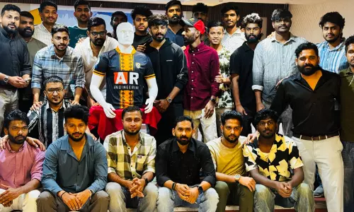 റോയൽ കമീഷൻ ഫുട്ബാൾ ക്ലബ് എ.ആർ എൻജിനീയറിങ്ങുമായി ടൈറ്റിൽ സ്പോൺസർ കരാർ ഒപ്പിട്ടു റോയൽ കമീഷൻ ഫുട്ബാൾ ക്ലബ് എ.ആർ എൻജിനീയറിങ്ങുമായി ടൈറ്റിൽ സ്പോൺസർ കരാർ ഒപ്പിട്ടു