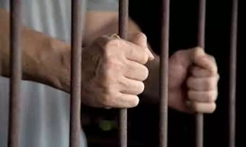 ബഹ്റൈനിൽ 3.8 ലക്ഷം ദിനാറിന്റെ ക്രിപ്റ്റോ തട്ടിപ്പ്: സ്വദേശിക്ക് അഞ്ച് വർഷം തടവും പിഴയും ബഹ്റൈനിൽ 3.8 ലക്ഷം ദിനാറിന്റെ ക്രിപ്റ്റോ തട്ടിപ്പ്: സ്വദേശിക്ക് അഞ്ച് വർഷം തടവും പിഴയും