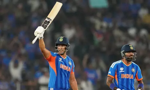 ശിവം ദുബെക്ക് ഫിഫ്റ്റി, നിരാശപ്പെടുത്തി അഭിഷേക്; നെതർലൻഡ്സിനു മുന്നിൽ 194 റൺസ് വിജയലക്ഷ്യമുയർത്തി ഇന്ത്യ