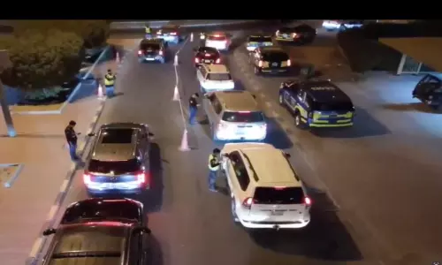 ട്ര​ക്ക് ഗ​താ​ഗ​ത​ത്തി​ന് നി​യ​ന്ത്ര​ണം