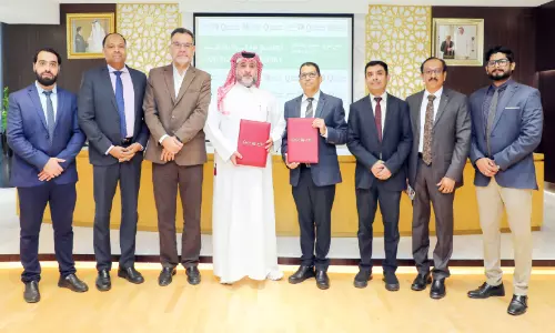 ലു​ലു ഹൈ​പ്പ​ർ​മാ​ർ​ക്ക​റ്റ് ‘ഷോ​പ് ആ​ൻ​ഡ് ഡൊ​ണേ​റ്റ്’​പ​ദ്ധ​തി​ക്ക് തു​ട​ക്കം