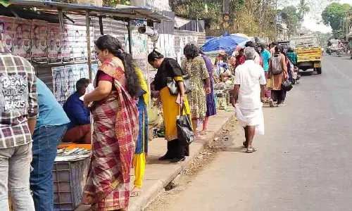 മങ്കുഴി, നിലയ്ക്കാമുക്ക് മാർക്കറ്റുകളുടെ നവീകരണം ഇഴയുന്നു