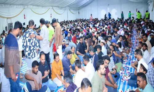 റ​മ​ദാ​നി​ൽ ഇ​ഫ്താ​ർ ടെ​ന്‍റു​ക​ൾ സ​ജീ​വം