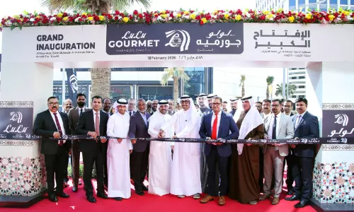 ഹെ​സ്സ അ​ൽ​മു​ബാ​റ​കി​ൽ ലു​ലു ഗൗ​ർ​മെ​റ്റ് പ്ര​വ​ർ​ത്ത​നം ആ​രം​ഭി​ച്ചു