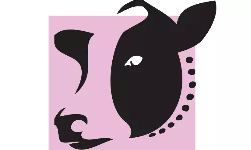 ന​വീ​ക​രി​ച്ച ക​ന്നു​കു​ട്ടി പ​രി​പാ​ല​ന പ​ദ്ധ​തി​യു​ടെ പൈ​ല​റ്റ് പ്രോ​ജ​ക്ടി​ന് ജി​ല്ല​യി​ല്‍ തു​ട​ക്കം