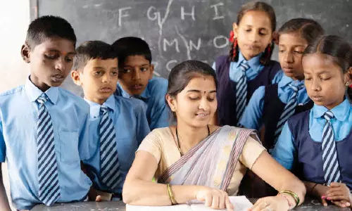 സ്കൂൾ അടിസ്ഥാന സൗകര്യങ്ങൾക്കായി 10,000 കോടി രൂപ ശിപാർശ ചെയ്ത് കമീഷൻ