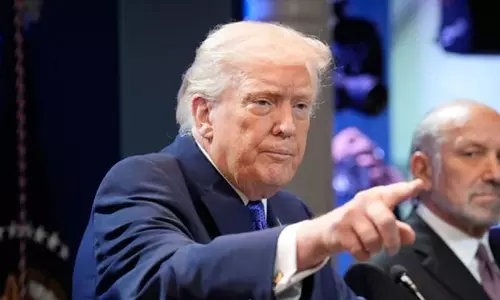 ‘വിഡ്ഢികൾ, വളർത്തുപട്ടികൾ, രാജ്യസ്നേഹമില്ലാത്തവർ, കുടുംബത്തിന് പോലും നാണക്കേട്’; തീരുവ നയം വെട്ടിയ ജഡ്ജിമാരെ അധിക്ഷേപിച്ച് ട്രംപ്