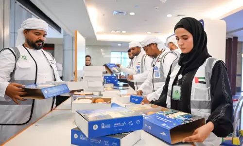 റ​മ​ദാ​ൻ കാ​മ്പ​യി​ന്​ തു​ട​ക്ക​മി​ട്ട്​ ആ​ർ.​ടി.​എ; 8000 ഇ​ഫ്താ​ർ കി​റ്റു​ക​ളും 500 നോ​ൾ കാ​ർ​ഡു​ക​ളും