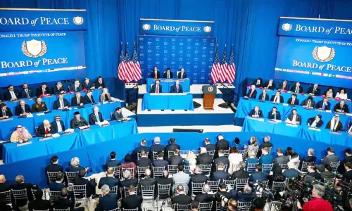 ‘ബോ​ർ​ഡ് ഓ​ഫ് പീ​സ്’ ​പ്ര​ഥ​മ യോ​ഗ​ത്തി​ൽ നി​രീ​ക്ഷ​ക​രാ​യി ഒ​മാ​ൻ