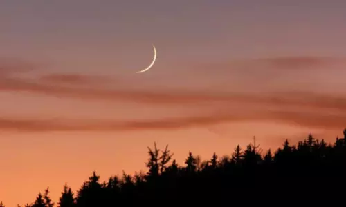 ചെ​റി​യ പെ​രു​ന്നാ​ളി​ന് അ​ഞ്ചു​ദി​വ​സ​ത്തെ ദീ​ര്‍ഘ അ​വ​ധി ല​ഭി​ച്ചേ​ക്കും