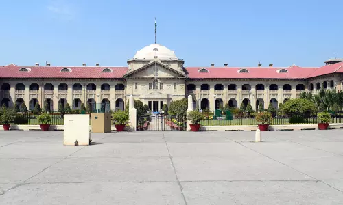 നമസ്കാരം നിർവഹിച്ച വിദ്യാർഥികൾക്കെതിരെയെടുത്ത കേസ് റദ്ദാക്കി അലഹബാദ് ഹൈകോടതി