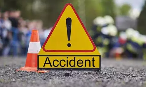 മധ‍്യപ്രദേശിൽ ബസും വാനും കൂട്ടിയിടച്ച് അഞ്ച് മരണം; ആറ് പേർക്ക് പരിക്ക്