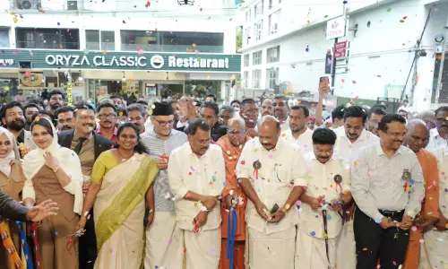 ടൂ​റി​സം മേ​ഖ​ല​യി​ലും ചു​വ​ടു​റ​പ്പി​ച്ച് മെ​ട്രോ മെ​ഡി​ക്ക​ൽ ഇ​ന്റ​ർ​നാ​ഷ​ന​ൽ ഗ്രൂ​പ്