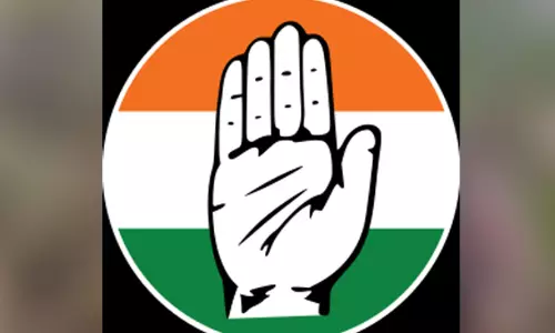 മലമ്പുഴയിൽ സുരേഷിനെ സ്ഥാനാർഥിയാക്കാനുള്ള കോൺഗ്രസ് നീക്കത്തിൽ നേട്ടം കൊയ്യുക ബി.ജെ.പി