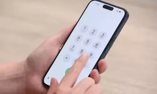 ഫോ​ൺ ന​മ്പ​റു​ക​ൾ ദു​രു​പ​യോ​ഗ​പ്പെ​ടു​ത്തു​ന്നു