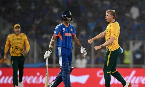 സൂപ്പർ എട്ടിലെ ആദ്യ പോരിൽ ഇന്ത്യക്ക് ഞെട്ടിക്കും തോൽവി; ദക്ഷിണാഫ്രിക്കയോട് തോറ്റത് 76 റൺസിന്