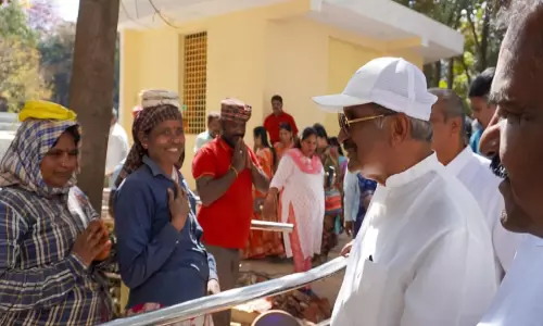 മ​ല​യാ​ളി മ​ന്ത്രി​യു​ടെ​ത് കേ​ര​ള മോ​ഡ​ൽ പ​ര്യ​ട​നം
