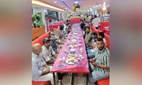 മു​വാ​റ്റു​പു​ഴ അ​സോ​സി​യേ​ഷ​ൻ ഇ​ഫ്താ​ർ