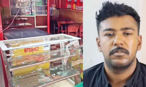 ഭക്ഷണം കഴിച്ച പണം ചോദിച്ചതിന് ഹോട്ടൽ അടിച്ചുതകർത്തു