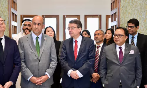 ബ​ഹ്‌​റൈ​നി​ലെ അം​ബാ​സ​ഡ​ർ​മാ​ർ മ​നാ​മ മു​നി​സി​പ്പാ​ലി​റ്റി സ​ന്ദ​ർ​ശി​ച്ചു