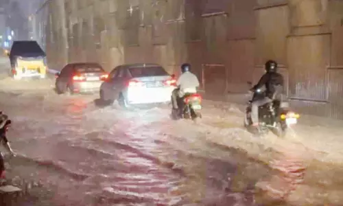 ഓട നിർമാണത്തിൽ ആക്ഷേപം ശക്തം; കൊട്ടിയം മേഖലയിൽ ഒരൊറ്റ മഴയിൽ ദേശീയപാത കുളമായി