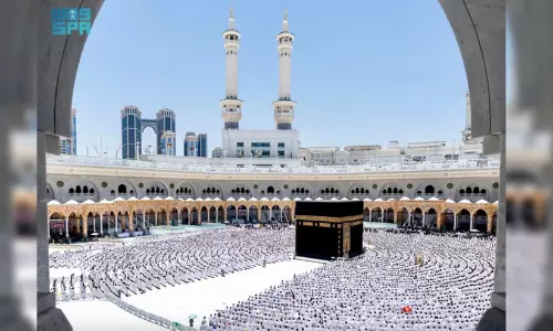 മക്കയിലും മദീനയിലുമെത്തുന്ന സന്ദർശകർക്കായി ഇരു ഹറം കാര്യാലയം പ്രാർത്ഥനാ ഗൈഡ് പുറത്തിറക്കി