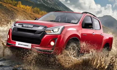 കൂടുതൽ ഫീച്ചറുകളോടെ പുതിയ ഇസുസു ഡി-മാക്സ് വി-ക്രോസ്സ് ഇന്ത്യയിൽ