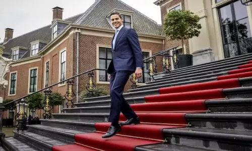 38കാരൻ റോബ് ജെറ്റെൻ ഡച്ച് പ്രധാനമന്ത്രി