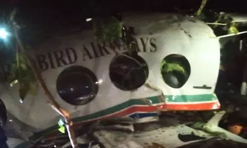 ജാർഖണ്ഡിൽ എയർ ആംബുലൻസ് തകർന്നു വീണു; ഒരാൾ മരിച്ചതായി റിപ്പോർട്ട്