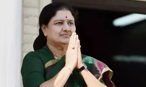 ദ്രാവിഡ പ്രസ്ഥാനത്തെ പിന്തുടരും, ദരിദ്രർക്കും അടിച്ചമർത്തപ്പെട്ടവർക്കും വേണ്ടി പ്രവർത്തിക്കും; പുതിയ പാർട്ടി പ്രഖ്യാപിച്ച് വി.കെ. ശശികല