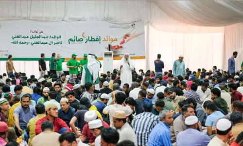 ഇ​ഫ്താ​ർ പ​ദ്ധ​തി,  വി​പു​ല​മാ​യ സം​വി​ധാ​ന​ങ്ങ​ളു​മാ​യി ഔ​ഖാ​ഫ് മ​ന്ത്രാ​ല​യം