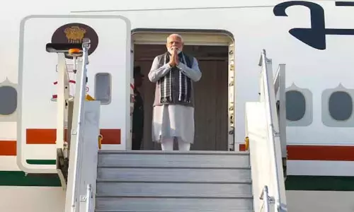 പ്രധാനമന്ത്രി മോദി ഇസ്രായേലിലേക്ക് പുറപ്പെട്ടു: തന്ത്രപ്രധാന ബന്ധം ദൃഢമാക്കും; വിമർശനവുമായി കോൺഗ്രസ് നേതാക്കൾ പ്രധാനമന്ത്രി മോദി ഇസ്രായേലിലേക്ക് പുറപ്പെട്ടു: തന്ത്രപ്രധാന ബന്ധം ദൃഢമാക്കും; വിമർശനവുമായി കോൺഗ്രസ് നേതാക്കൾ