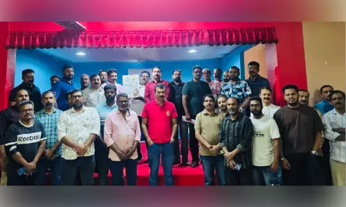 ട്രാ​ക്ക് ഇ​ഫ്‌​താ​ർ സം​ഗ​മം ഫ്ല​യ​ർ പ്ര​കാ​ശ​നം