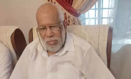 ഗ്രന്ഥരചന ജീവിതവ്രതമാക്കിയ മുഹ്യിദ്ദീൻ മദനിക്ക് അറബ് ലിറ്ററേച്ചർ റിസർച്ച് ഫൗണ്ടേഷന്റെ ശൈഖ് ഇബ്നുബാസ് ലൈഫ് ടെം അച്ചീവ്മെന്റ് അവാർഡ് ഗ്രന്ഥരചന ജീവിതവ്രതമാക്കിയ മുഹ്യിദ്ദീൻ മദനിക്ക് അറബ് ലിറ്ററേച്ചർ റിസർച്ച് ഫൗണ്ടേഷന്റെ ശൈഖ് ഇബ്നുബാസ് ലൈഫ് ടെം അച്ചീവ്മെന്റ് അവാർഡ്