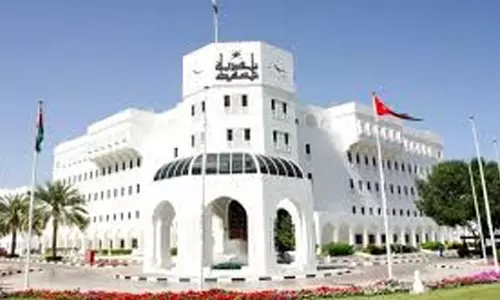 ക​ട​ൽ​ത്തീ​ര​ങ്ങ​ളു​ടെ ശു​ചി​ത്വം സം​ര​ക്ഷി​ക്ക​ണ​മെ​ന്ന് മ​സ്ക​ത്ത് മു​നി​സി​പ്പാ​ലി​റ്റി