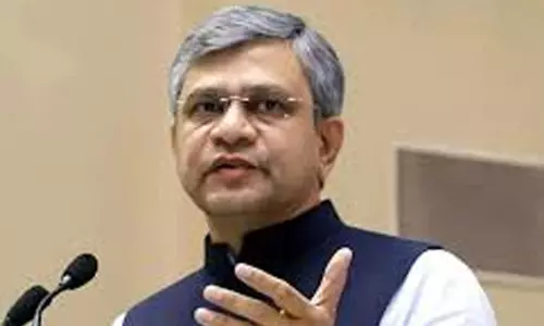 പ്രസാധകർക്ക് നഷ്ടപരിഹാരം നൽകുക അല്ലെങ്കിൽ നിയമപരമായ നടപടികൾ നേരിടുക: ഡിജിറ്റൽ പ്ലാറ്റ്‌ഫോമുകൾക്ക് അശ്വിനി വൈഷ്ണവിന്റെ മുന്നറിയിപ്പ്