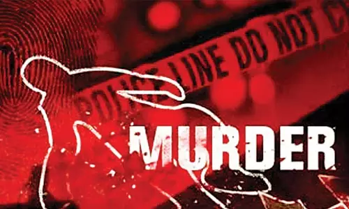 ആയുധം ഉപയോഗിച്ച് ശ്വാസനാളം മുറിച്ചു; ഗർഭിണിയായ ഭാര്യയെയും മൂന്നു മക്കളെയും ക്രൂരമായി കൊലപ്പെടുത്തി യുവാവ്