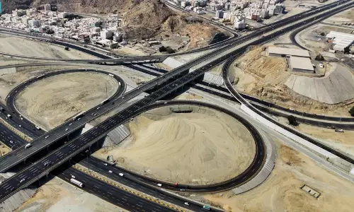 മക്കയിൽ നാലാം റിങ്​ റോഡ്​-അൽ സൈൽ റോഡ്​ ഇൻറർസെക്ഷൻ പ്രവർത്തനസജ്ജം