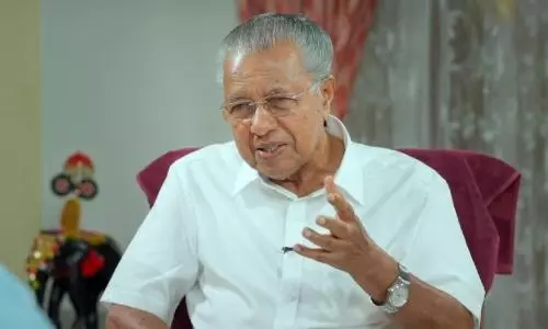 ‘സന്യാസ ജീവിതത്തിന്റെ ചില ആശയങ്ങൾ മനസിൽ ഉണ്ടാകാറുണ്ട്, അതുകൊണ്ടാണ് മറ്റ് മോഹങ്ങൾ ഇല്ലാത്തത്’; ഉള്ളതിൽ തൃപ്തനെന്നും മുഖ്യമന്ത്രി ‘സന്യാസ ജീവിതത്തിന്റെ ചില ആശയങ്ങൾ മനസിൽ ഉണ്ടാകാറുണ്ട്, അതുകൊണ്ടാണ് മറ്റ് മോഹങ്ങൾ ഇല്ലാത്തത്’; ഉള്ളതിൽ തൃപ്തനെന്നും മുഖ്യമന്ത്രി