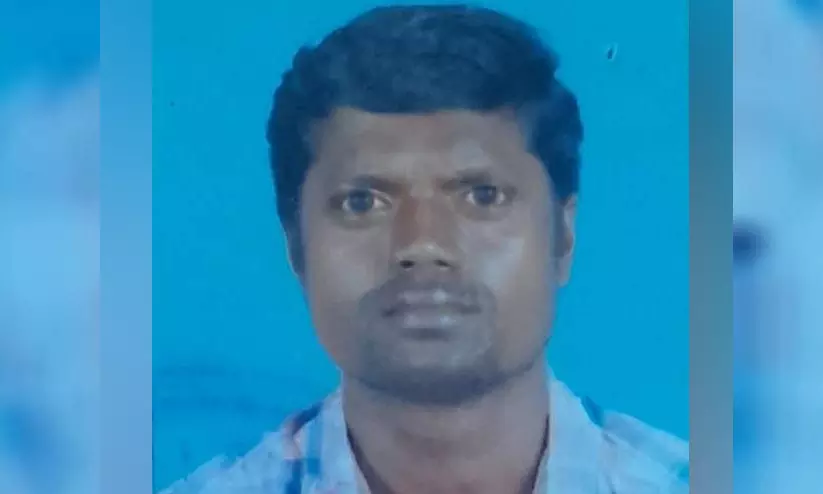 ആറളം ഫാമിൽ കാട്ടാനയുടെ ചവിട്ടേറ്റ് യുവാവ് മരിച്ചു ആറളം ഫാമിൽ കാട്ടാനയുടെ ചവിട്ടേറ്റ് യുവാവ് മരിച്ചു