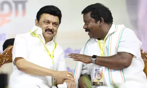 ഡി.എം.കെ-കോൺഗ്രസ് ചർച്ച വഴിമുട്ടി; വിജയ്ക്കൊപ്പം നീങ്ങാനും കോൺഗ്രസ് ആലോചന