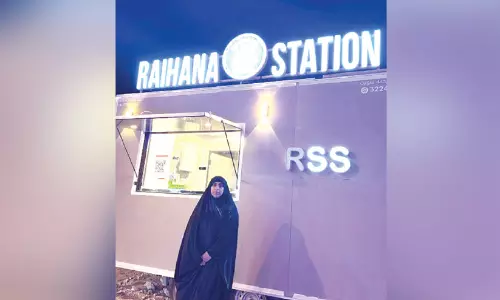 ഫുഡ് ട്രക്കിൽ മോഷണം; ചേർത്തു പിടിച്ച് ഭക്ഷണപ്രേമികൾ