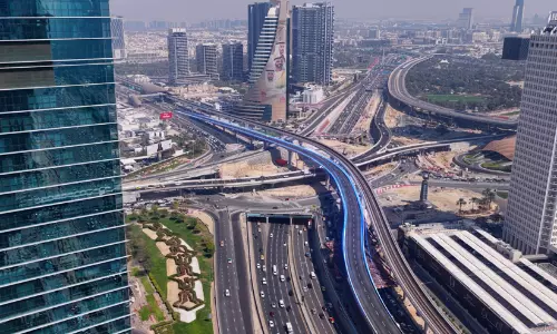 ദുബൈ വേൾഡ് ട്രേഡ് സെന്റർ റൗണ്ട്എബൗട്ടിൽ പുതിയ പാലം ദുബൈ വേൾഡ് ട്രേഡ് സെന്റർ റൗണ്ട്എബൗട്ടിൽ പുതിയ പാലം