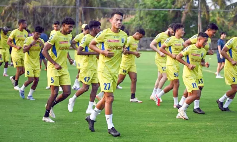 പ്രതീക്ഷയോടെ മഞ്ഞപ്പട, ആദ്യ ജയം തേടി ഇന്ന് കൊച്ചിയിലിറങ്ങുന്നു; എതിരാളികൾ ഇന്റർകാശി പ്രതീക്ഷയോടെ മഞ്ഞപ്പട, ആദ്യ ജയം തേടി ഇന്ന് കൊച്ചിയിലിറങ്ങുന്നു; എതിരാളികൾ ഇന്റർകാശി