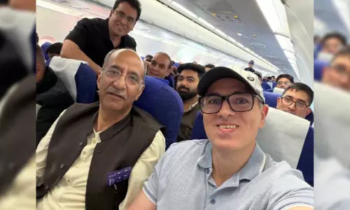 ‘വലിയ നിമിഷം...’; രഞ്ജിയിൽ ജമ്മു-കശ്മീരിന്‍റെ ചരിത്ര വിജയം നേരിട്ടുകാണാൻ മുഖ്യമന്ത്രി ഉമർ അബ്ദുല്ല