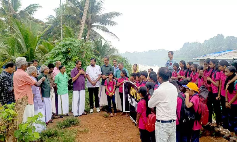 പുഴയമ്മയെത്തേടി ജലപഠന യാത്ര പുഴയമ്മയെത്തേടി ജലപഠന യാത്ര