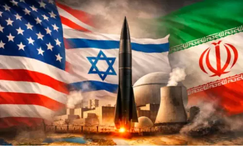 ചർച്ചാ നാടകങ്ങൾക്കൊടുവിൽ ബോംബ് വർഷം