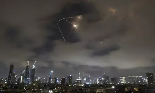 വീണ്ടും ഒരു നിയമവിരുദ്ധ യുദ്ധം