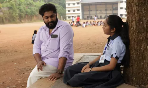 ദേവനന്ദയും ധ്യാനും ഒന്നിക്കുന്ന കല്യാണമരം റിലീസിന് ഒരുങ്ങി; ഫസ്റ്റ് ലുക്ക് പോസ്റ്റർ പുറത്ത്